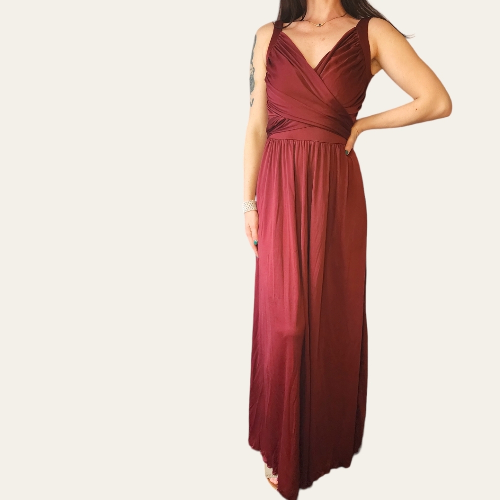 🕊Vintage 70's Burgundy Goddess Dress